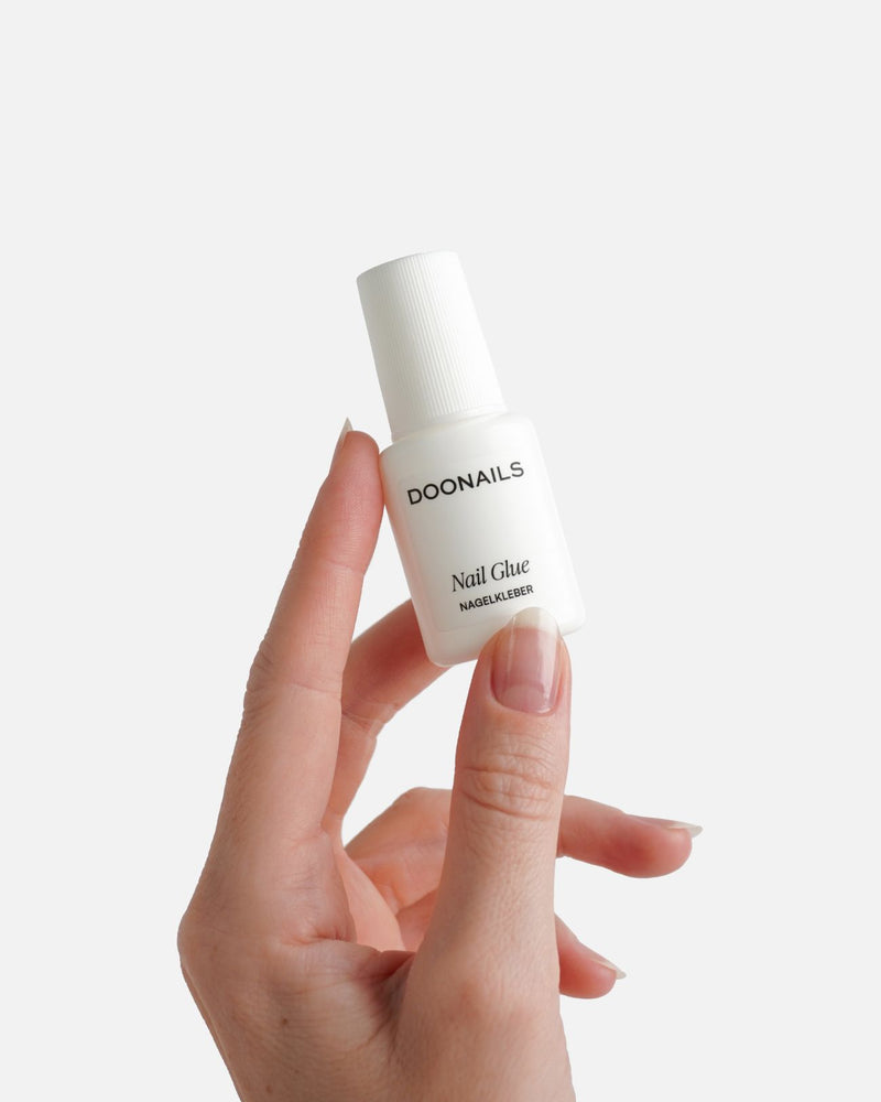 Nailglue