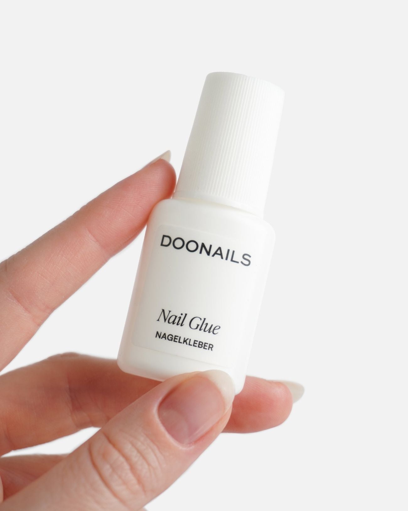Nailglue