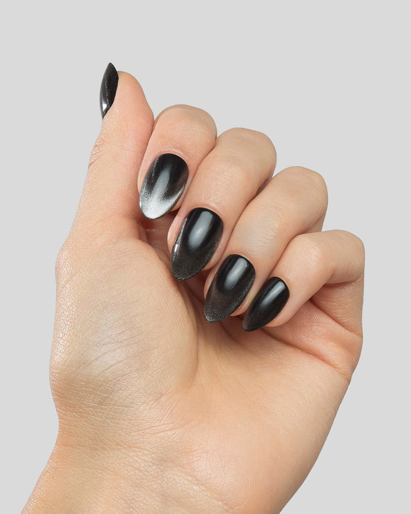 Edizione Limitata Black Cat Eye Corte Mandorla Press Ons in Soft Gel