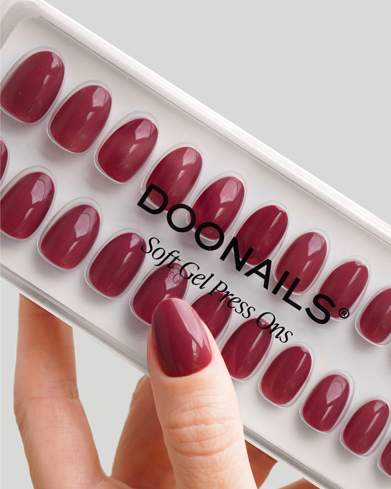 Bubblegum Corte Rotonde Press Ons in Soft Gel