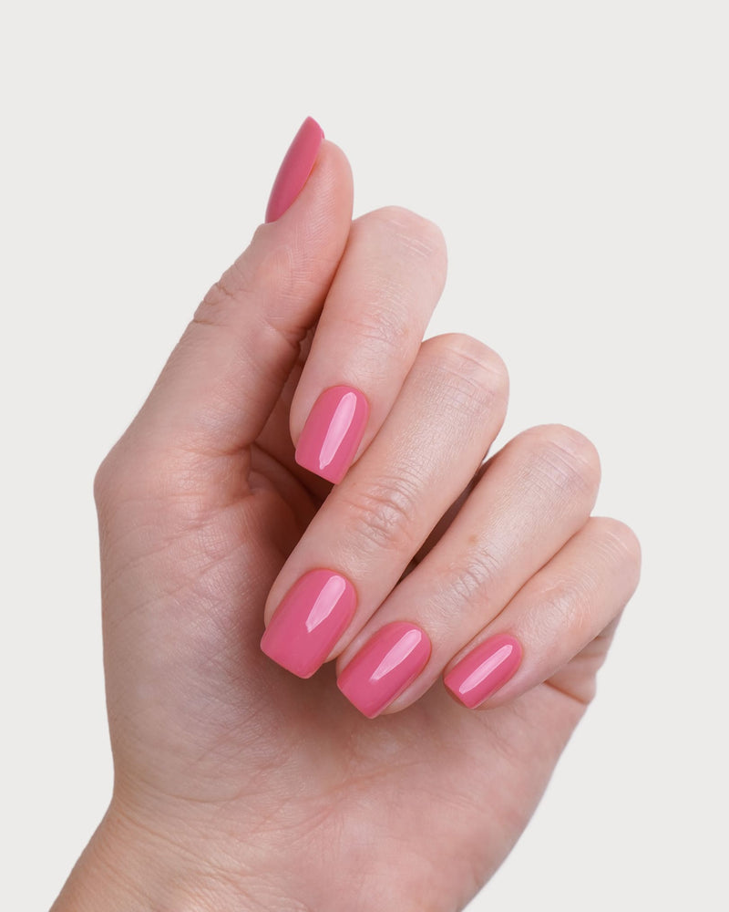 Hot Pink Corte Quadrate Press Ons in Soft Gel