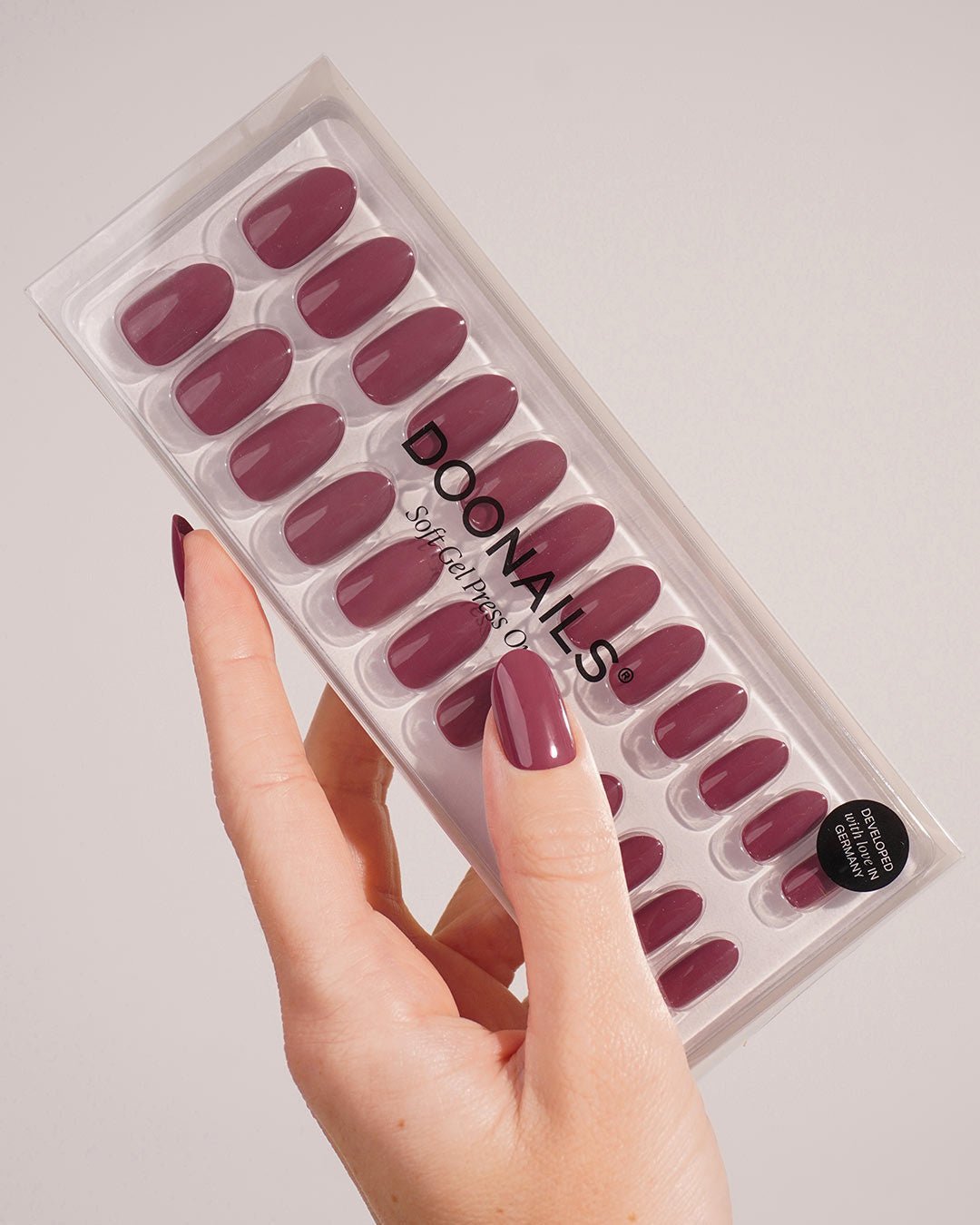 Press Ons in Soft Gel Bubblegum Rotonde Medie - Doonails Italy