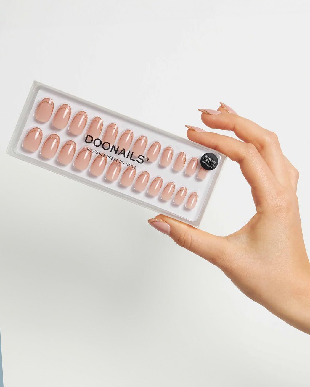 Press Ons in Soft Gel Golden French Rotonde Medie - Doonails Italy