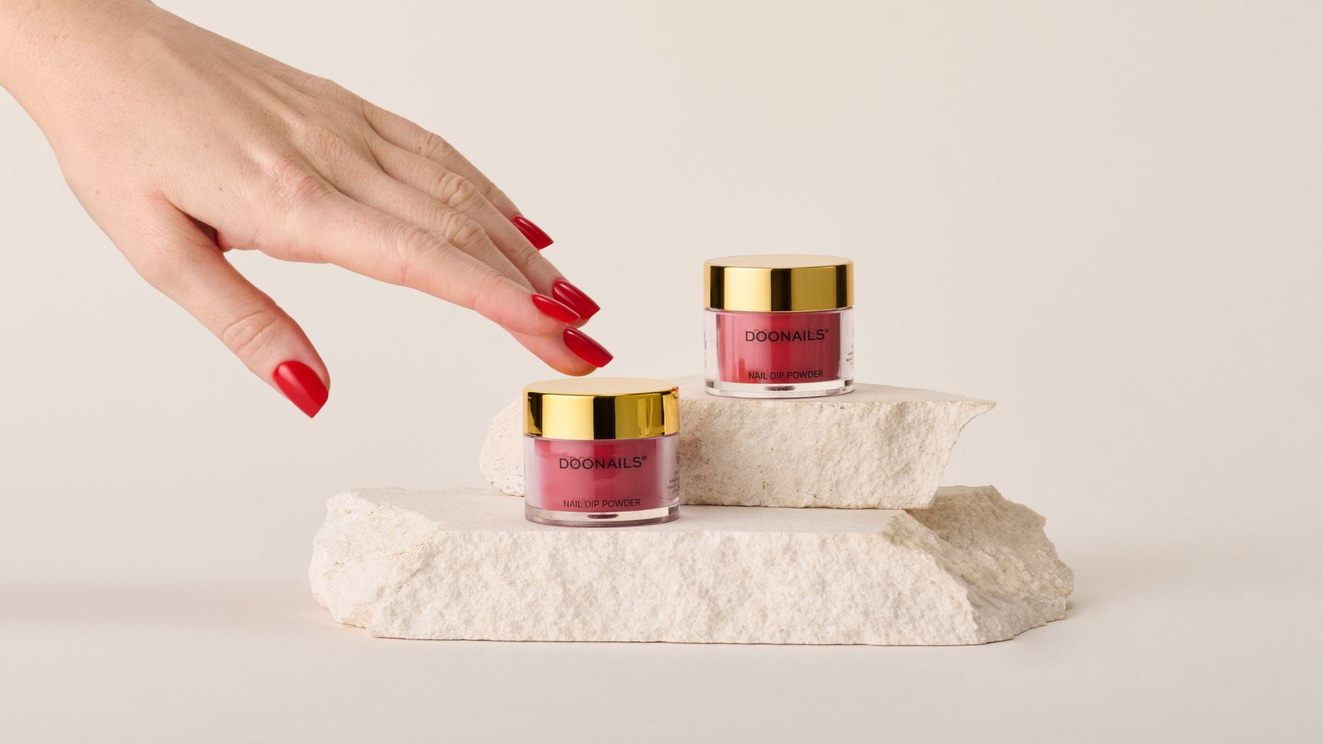 Goodbye, Dipping Powder: Perché diciamo addio al Dipping