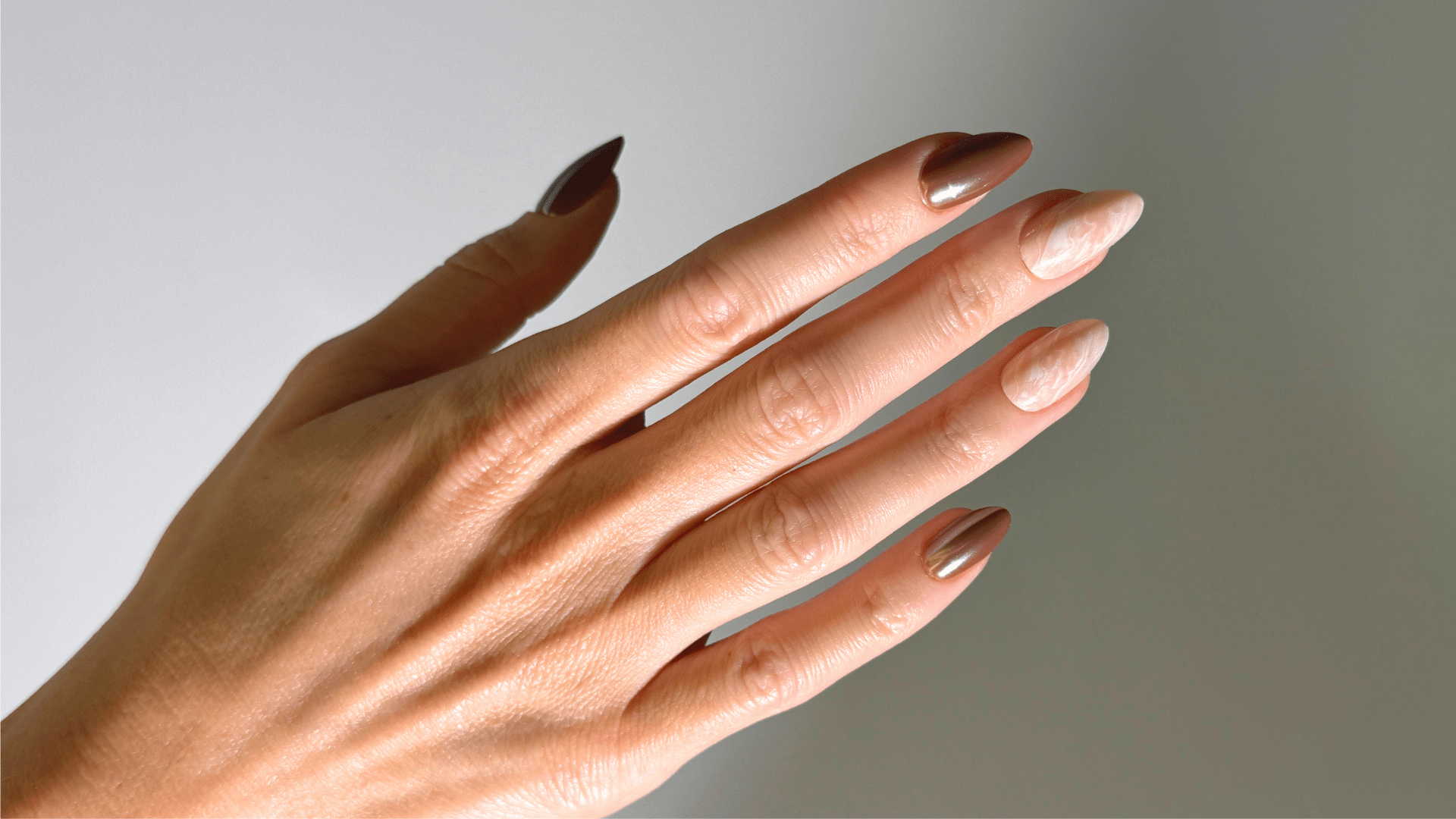 Mix & Match – Disegni di unghie creativi con le Press Ons in Soft Gel
