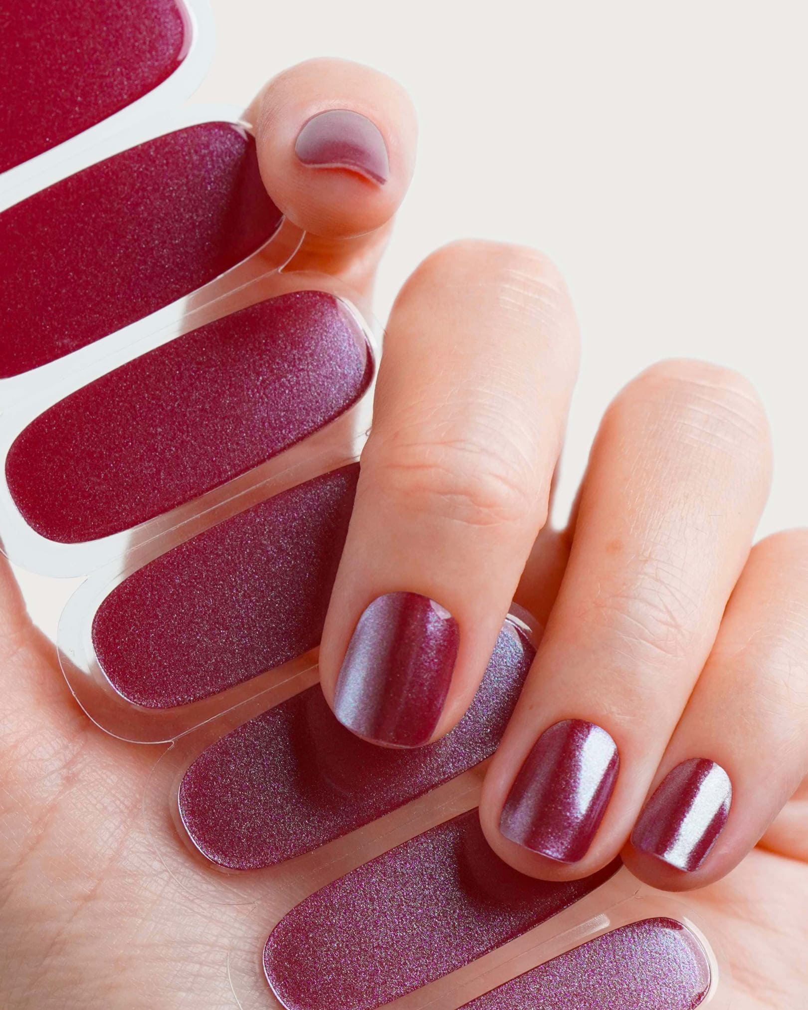 Glazed Burgundy Strisce in Gel UV