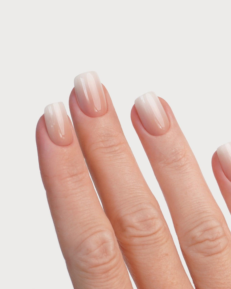 Babyboomer Corte Quadrate Press Ons in Soft Gel