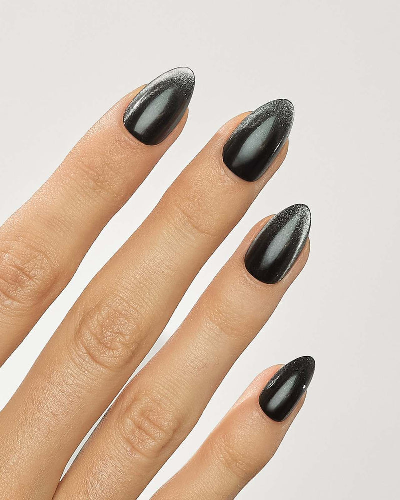 Edizione Limitata Black Cat Eye Corte Mandorla Press Ons in Soft Gel