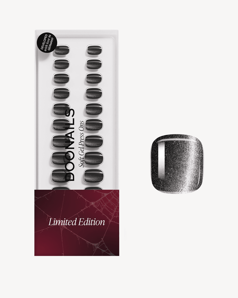 Edizione Limitata Black Cat Eye Ultra Short Quadrate Press Ons in Soft Gel