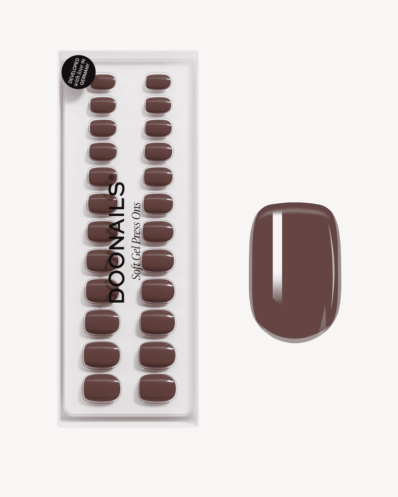 Cafe Noir Extra Corte Quadrate Press Ons in Soft Gel