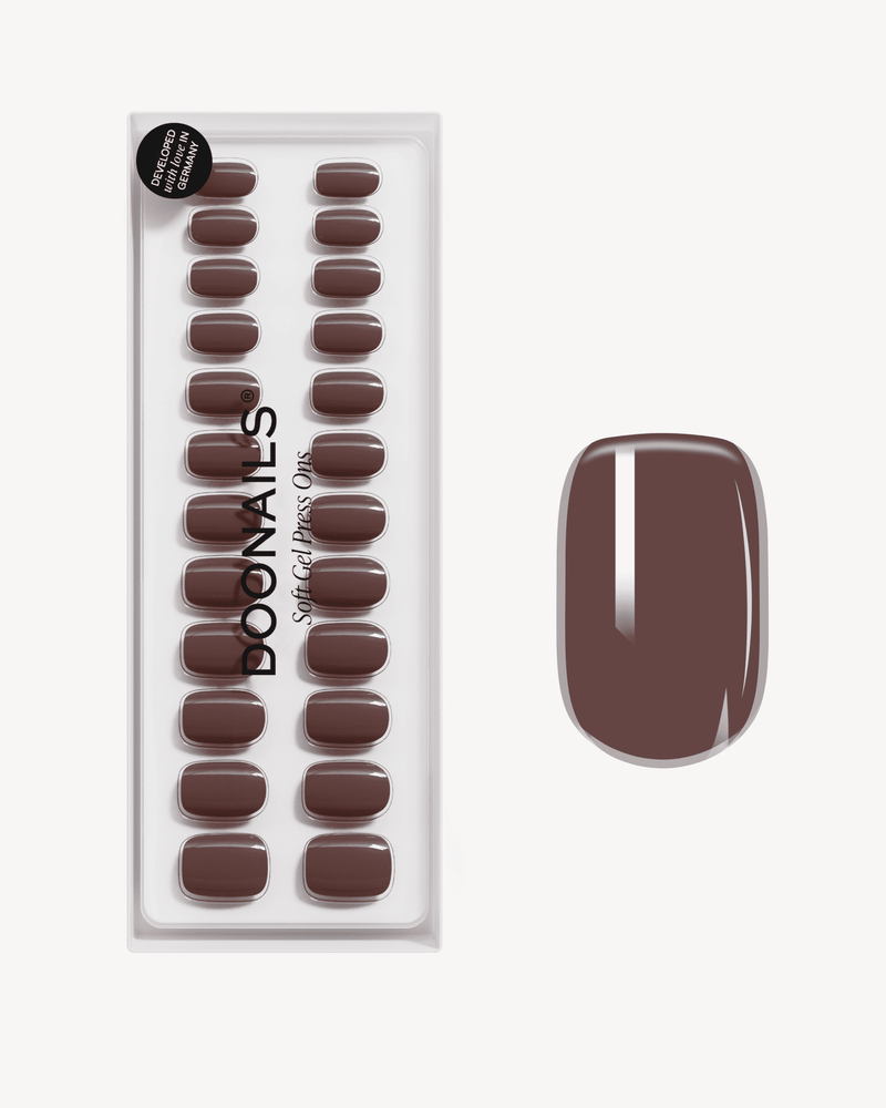 Cafe Noir Corte Quadrate Press Ons in Soft Gel
