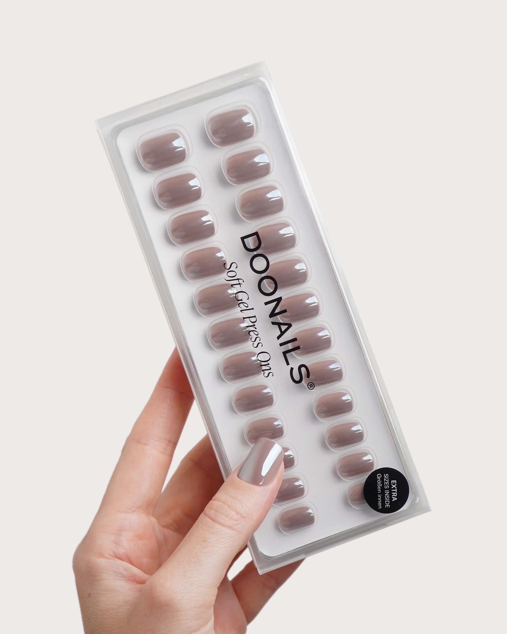 Cashmere Glow Extra Corte Quadrate Press Ons in Soft Gel