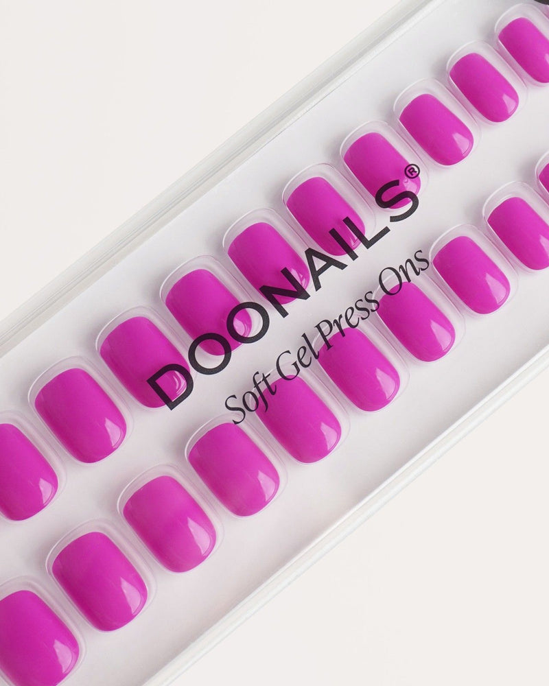 Press Ons in Soft Gel Dragonfruit Quadrate Extra Corte - Doonails Italy