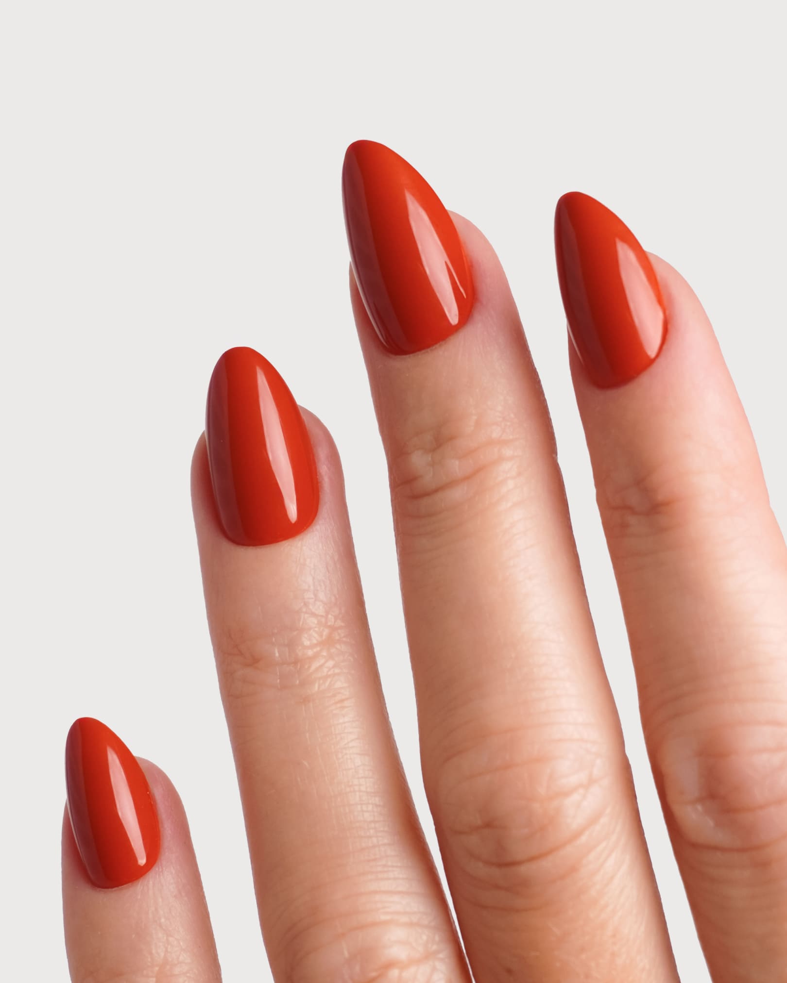 Press Ons in Soft Gel Fire Place Mandorla Corte - Doonails Italy