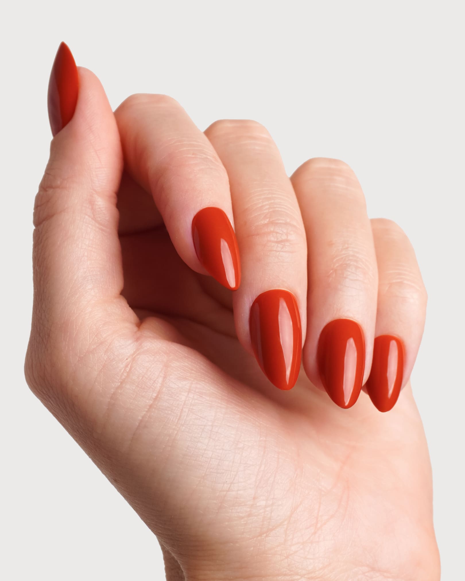 Press Ons in Soft Gel Fire Place Mandorla Corte - Doonails Italy