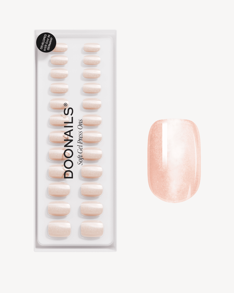 Glass Nude Cat Eye Corte Quadrate Press Ons in Soft Gel