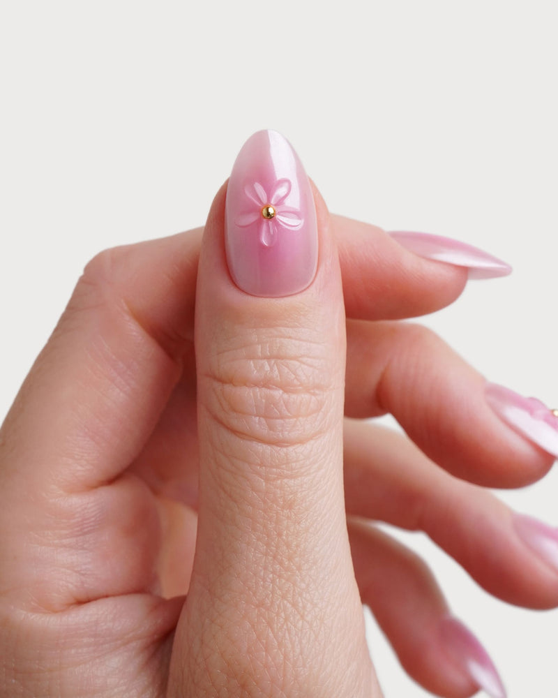 Glazed Pink Lotus Corte Mandorla Press Ons in Soft Gel