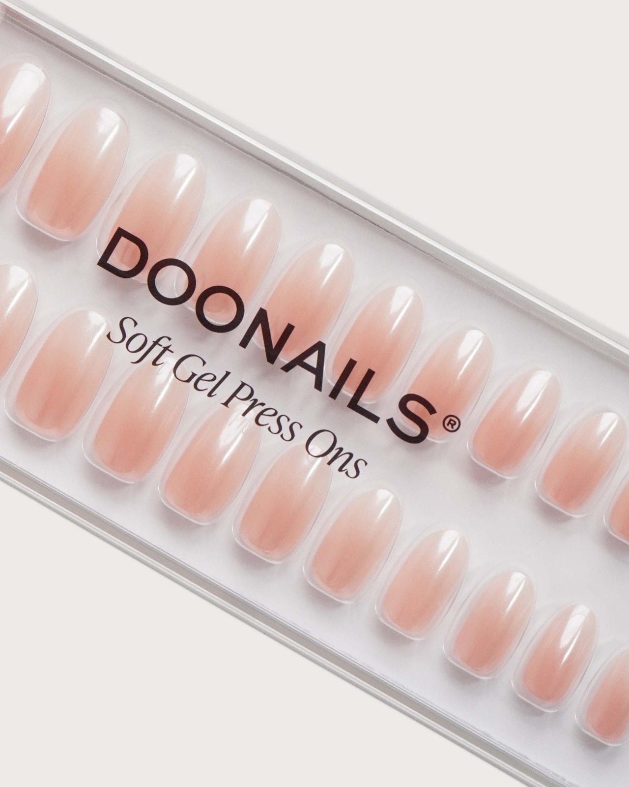 Glazed Babyboomer Medie Rotonde Press Ons in Soft Gel