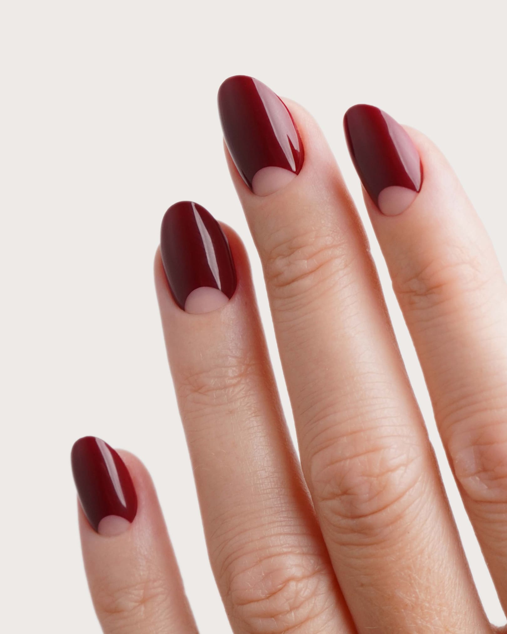 Mademoiselle Bordeaux Corte Rotonde Press Ons in Soft Gel
