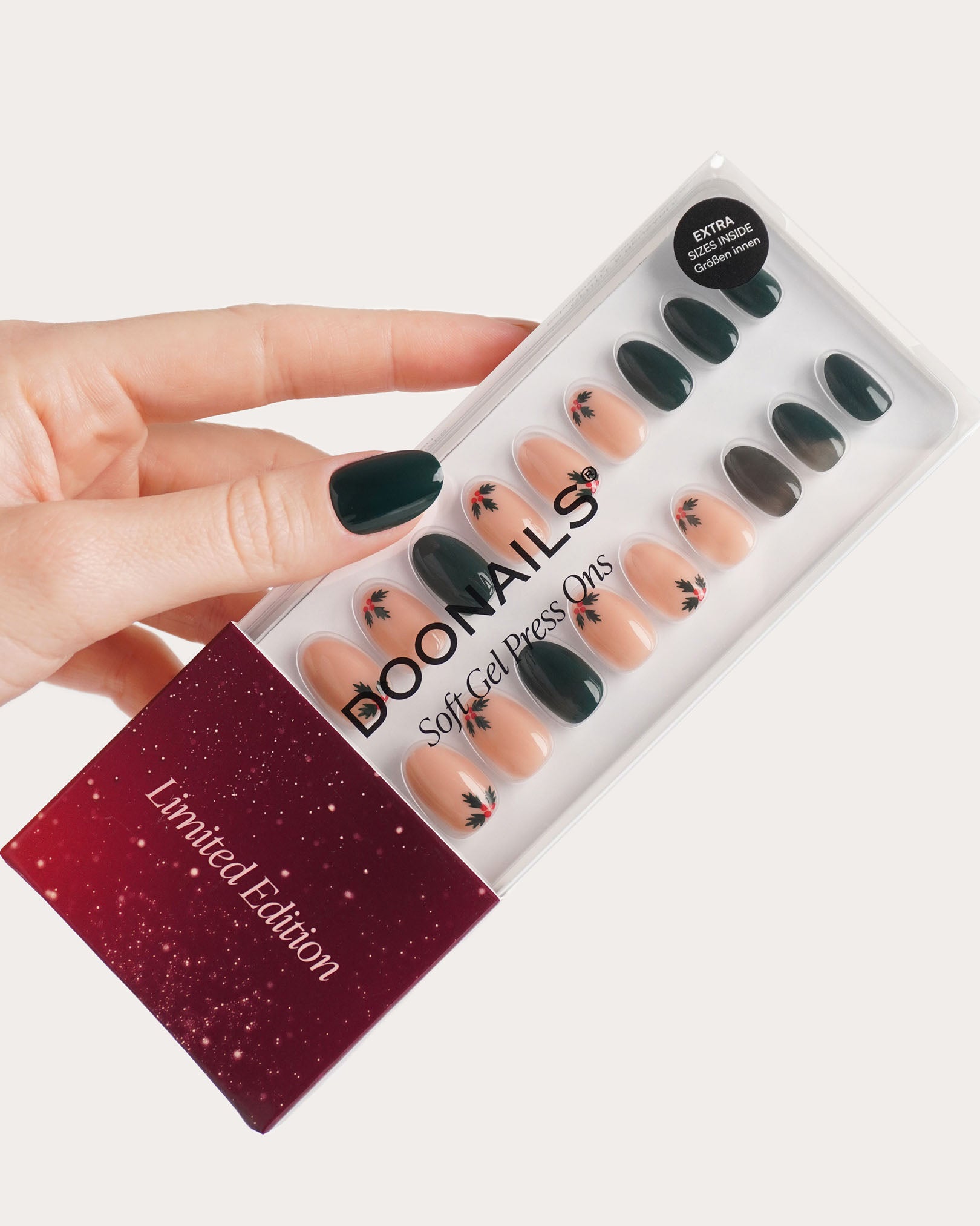 Mistletoe Kiss Limited Edition Soft Gel Press Ons Italy