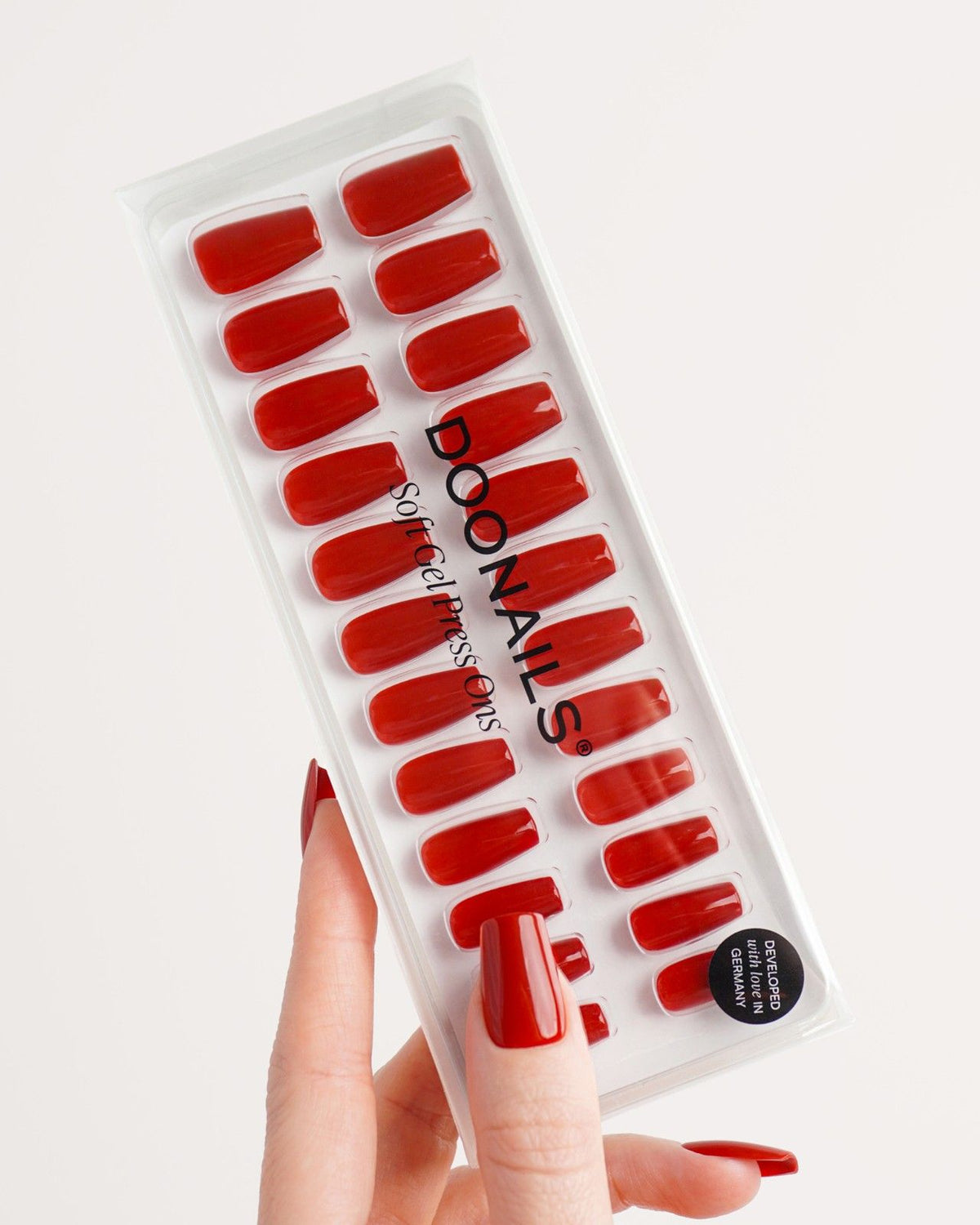 Mon Cheri Corte Coffin Press Ons in Soft Gel