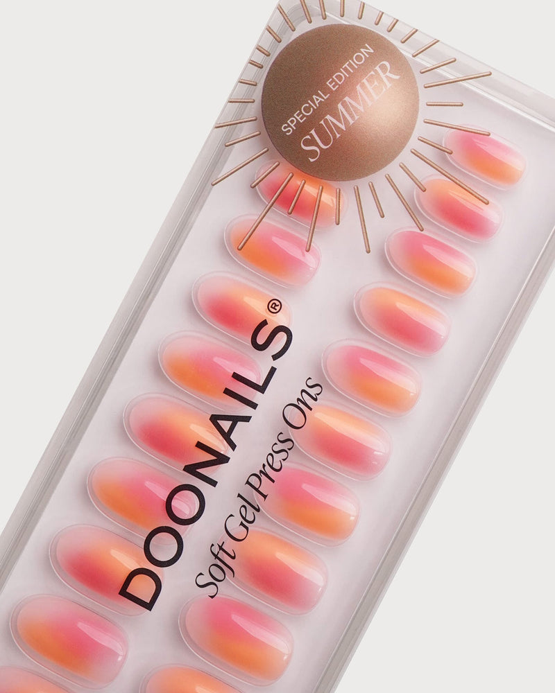 Orange Pink Aura Medie Rotonde Press Ons in Soft Gel