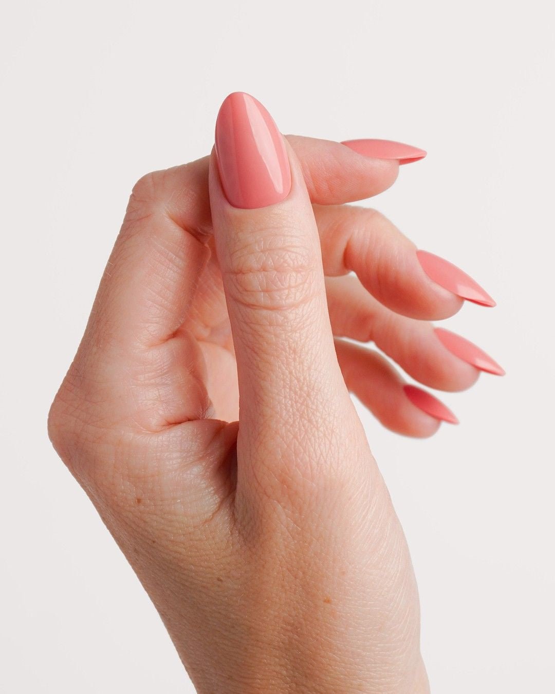 Press Ons in Soft Gel Peach Please Mandorla Corte