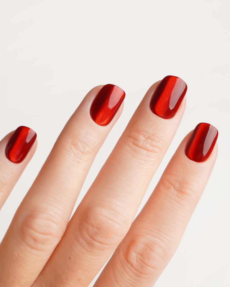 Press Ons in Soft Gel Red Cat Eye Quadrate Extra Corte - Doonails Italy