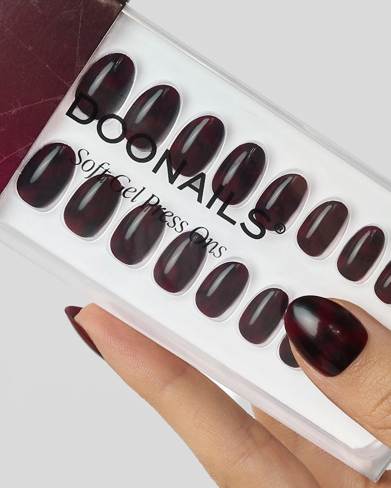 Edizione Limitata Red Mosaic Amber Corte Rotonde Press Ons in Soft Gel