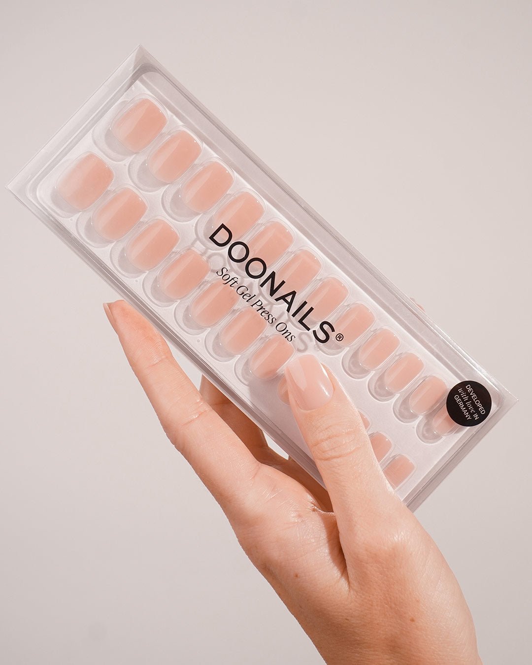 Press Ons in Soft Gel Latte Quadrate Corte - Doonails Italy
