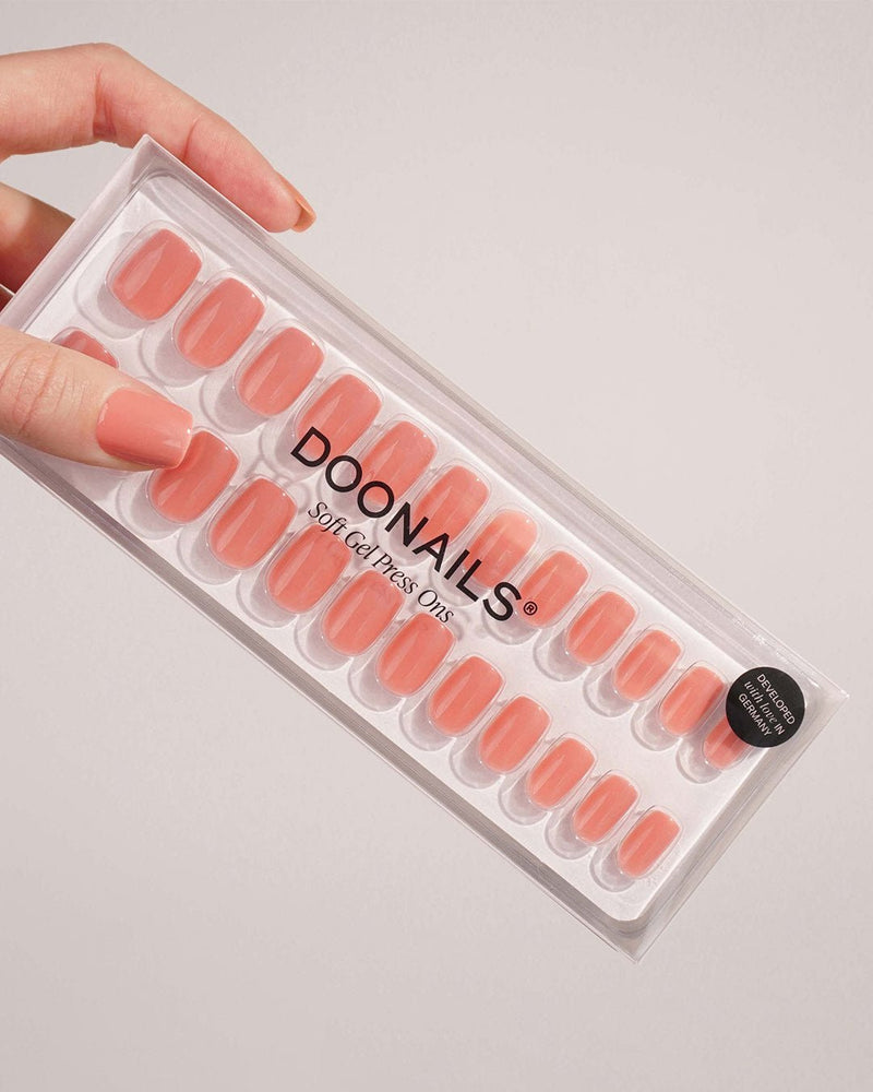 Press Ons in Soft Gel Peach Please Quadrate Corte - Doonails Italy