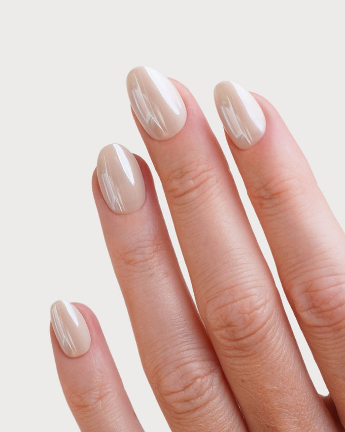 Toffee Corte Rotonde Press Ons in Soft Gel