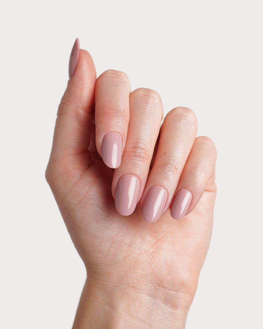 Valentine Crush Medium Round Soft Gel Press Ons - Italy