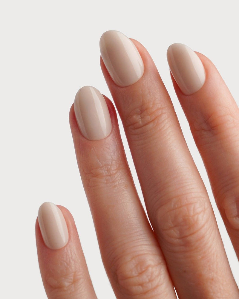 Vanilla Corte Rotonde Press Ons in Soft Gel