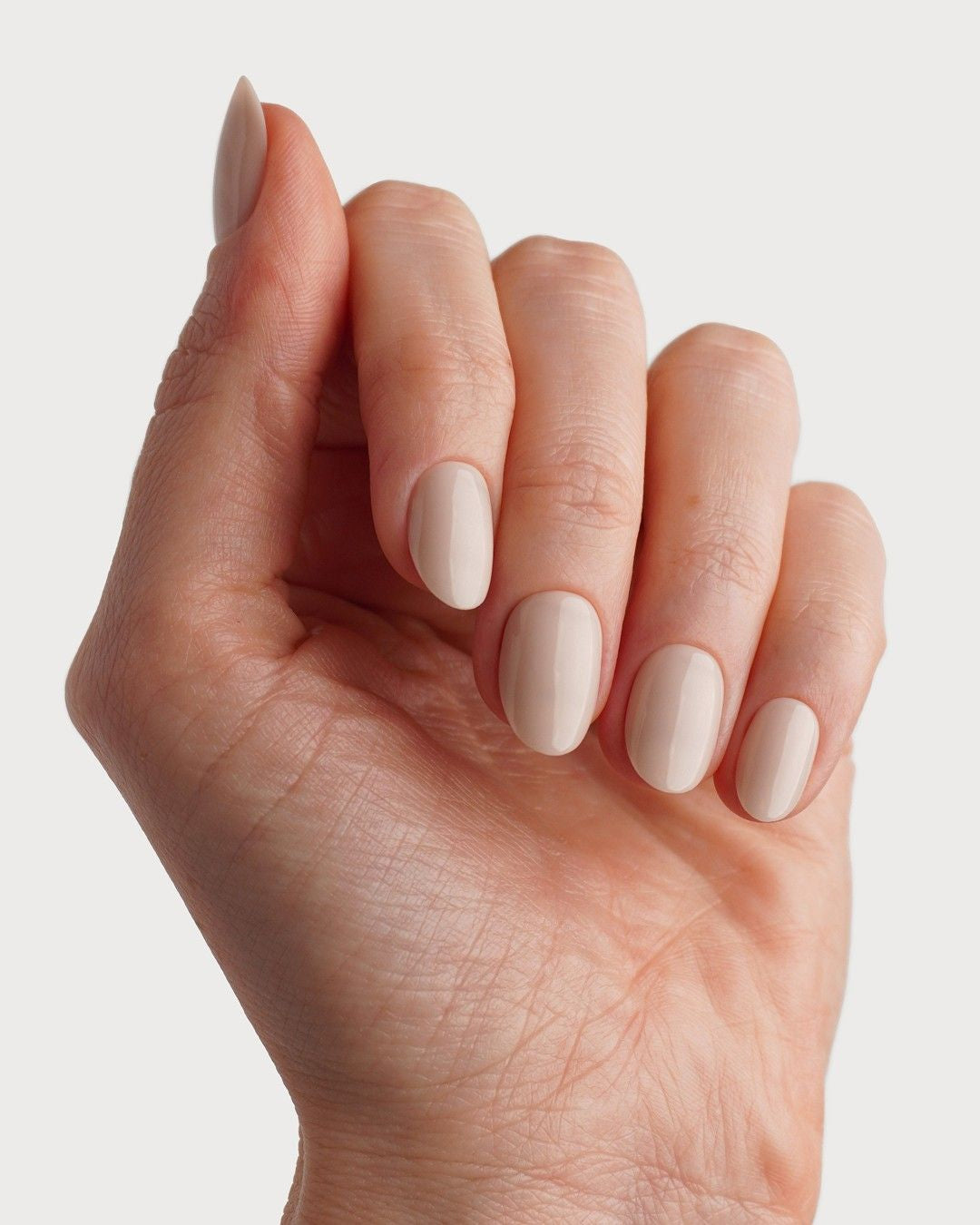 Vanilla Corte Rotonde Press Ons in Soft Gel