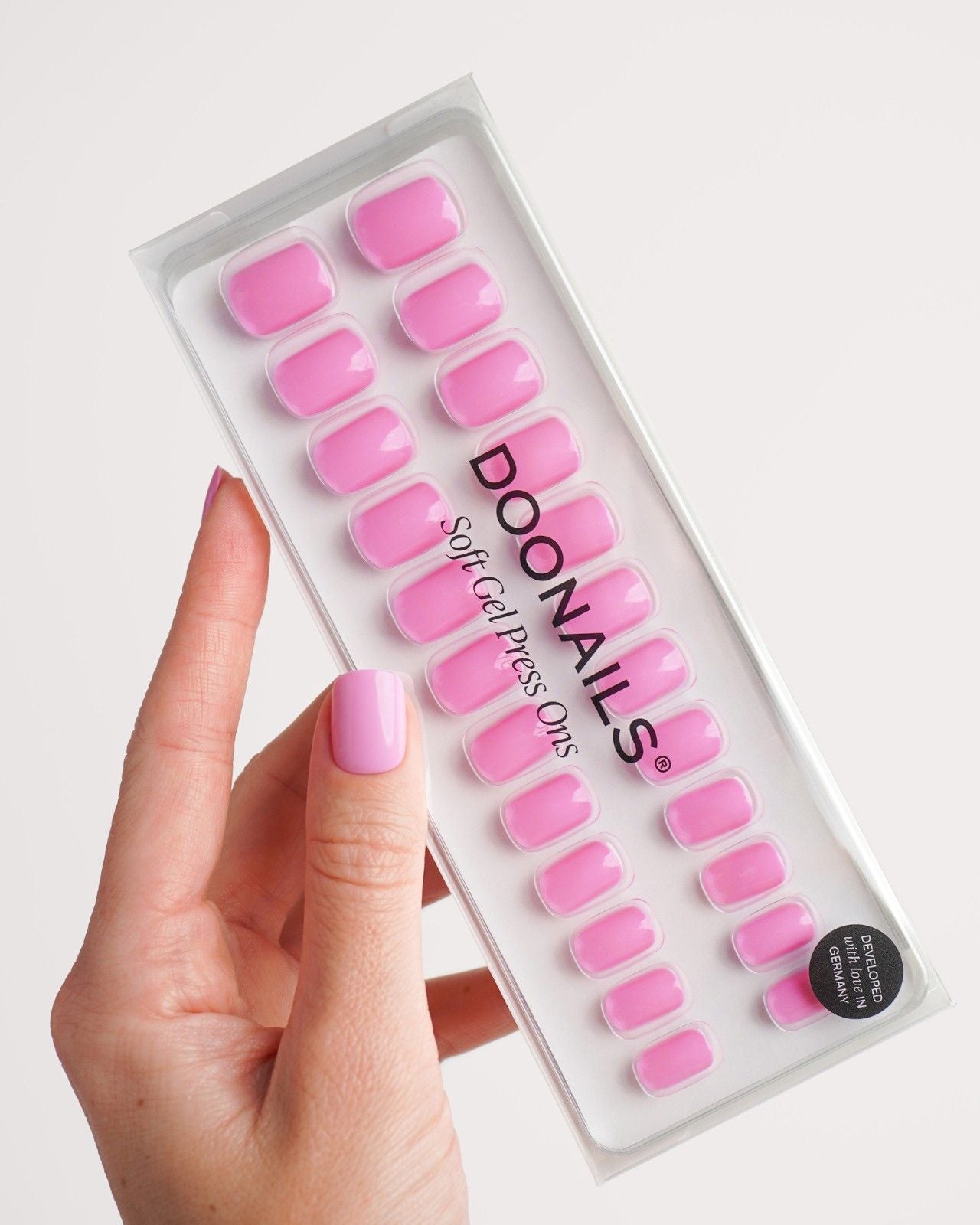 Press Ons in Soft Gel Barbie Girl Quadrate Extra Corte - Doonails Italy