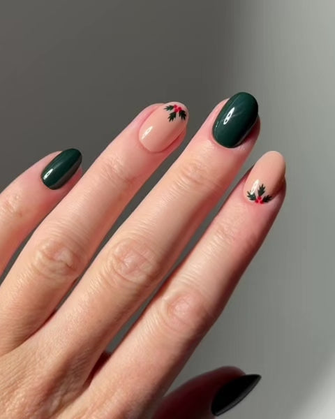 Mistletoe Kiss Limited Edition Soft Gel Press Ons Italy