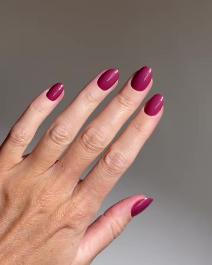 Bubblegum Corte Rotonde Press Ons in Soft Gel