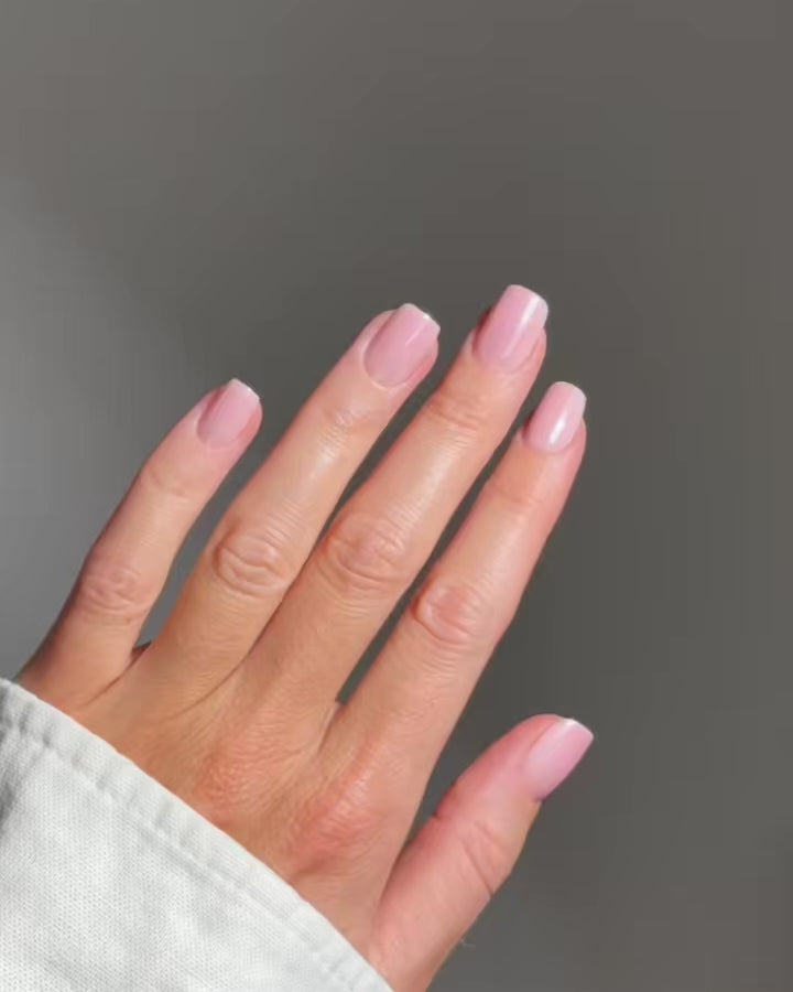 Jetset Corte Quadrate Press Ons in Soft Gel