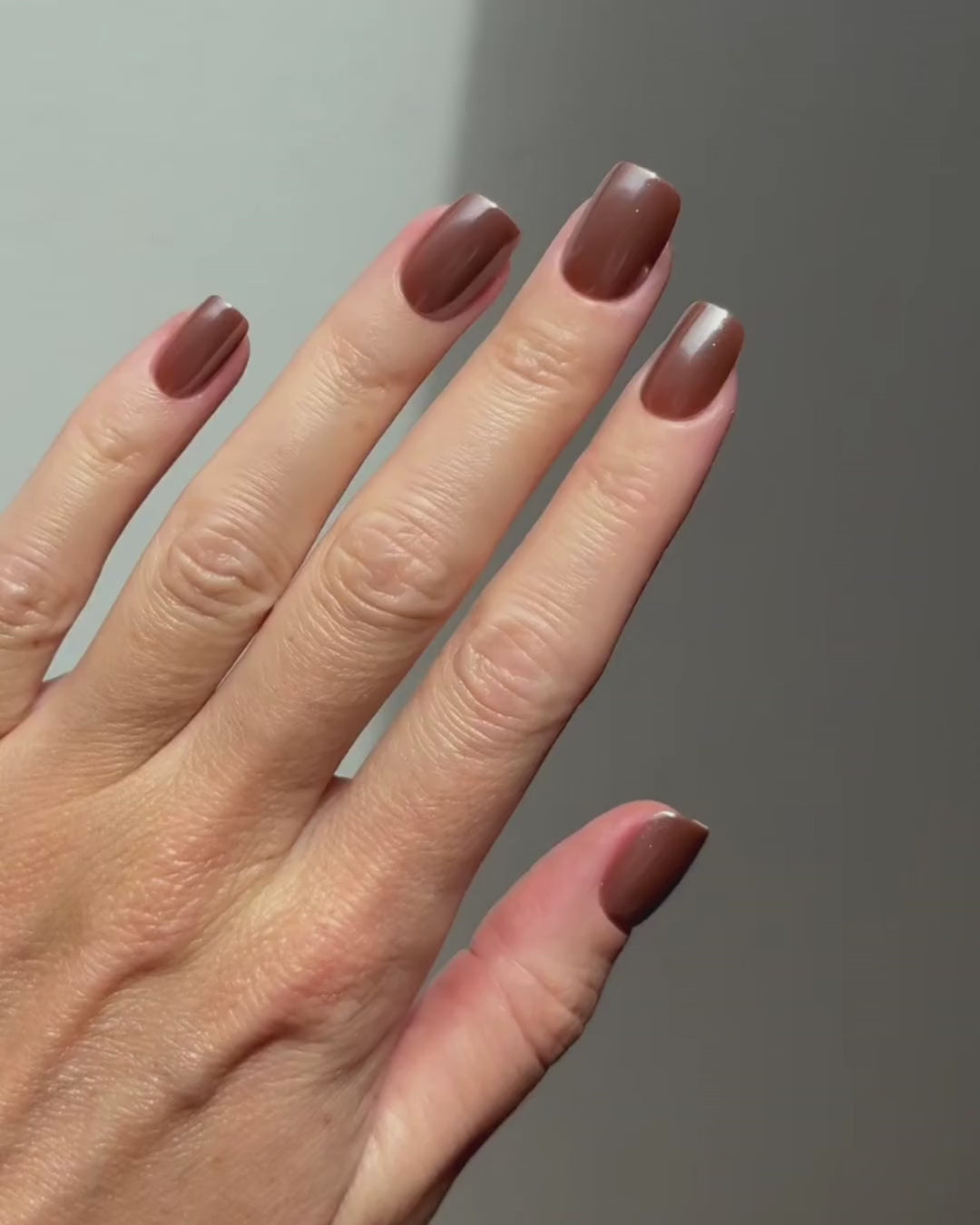 Glazed Chocolate Corte Quadrate Press Ons in Soft Gel