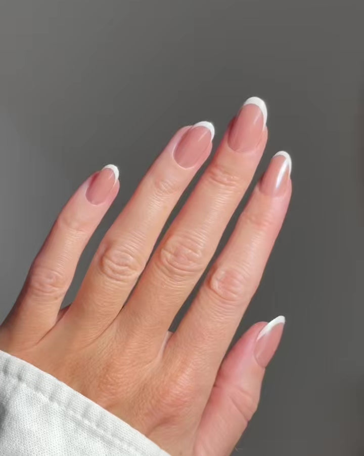 Glazed French Medie Rotonde Press Ons in Soft Gel