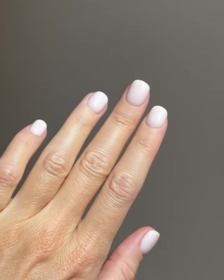 Pillow Talk Ultra Corte Quadrate Press Ons in Soft Gel