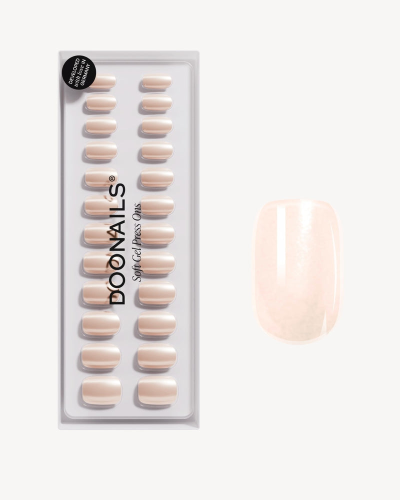 Press Ons in Soft Gel Prosecco Quadrate Corte - Doonails Italy
